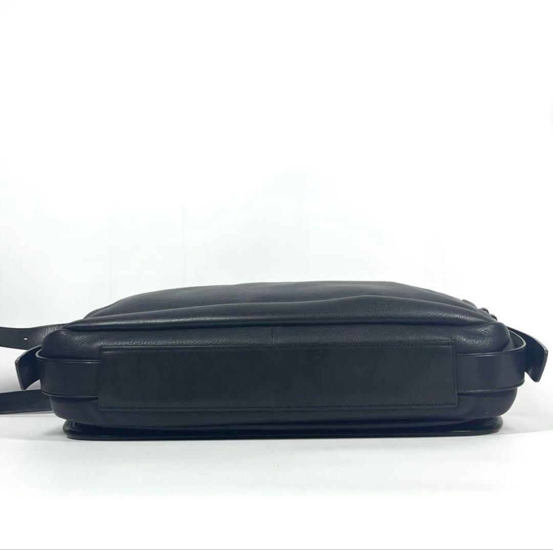 【極美品】agnes b. レザーバッグ　ニュースボーイ