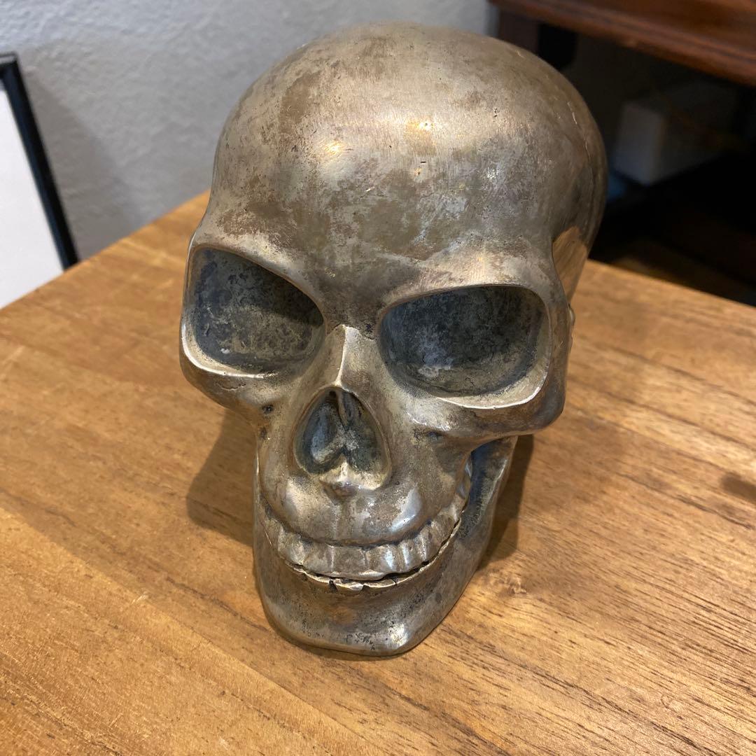 重厚感！！髑髏　ドクロ　インテリア　オブジェ　置物　シルバー　真鍮　鉛