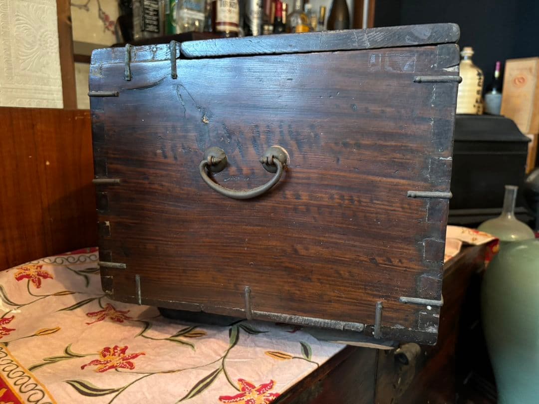 李朝家具　トンケ　木製アジアン収納箱