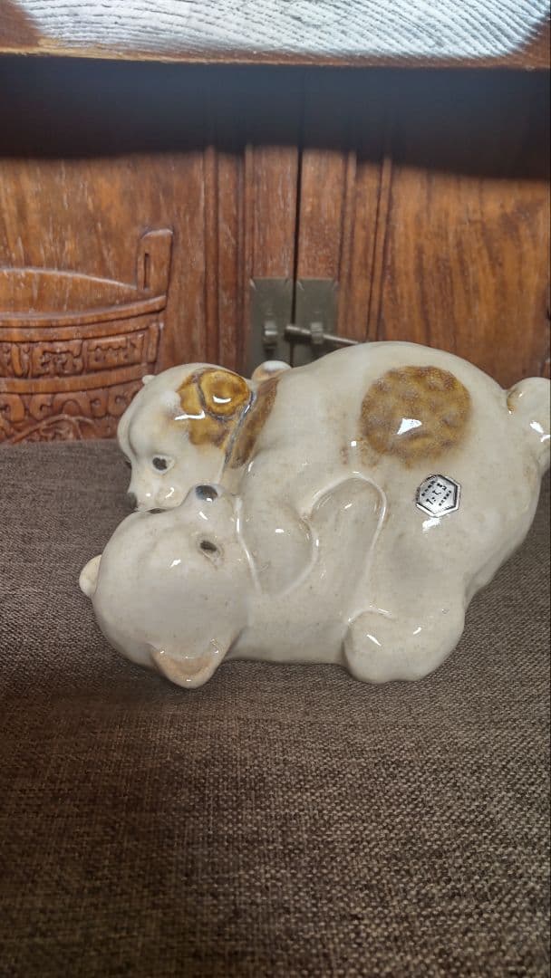 たち吉 子犬と子犬の陶器置物