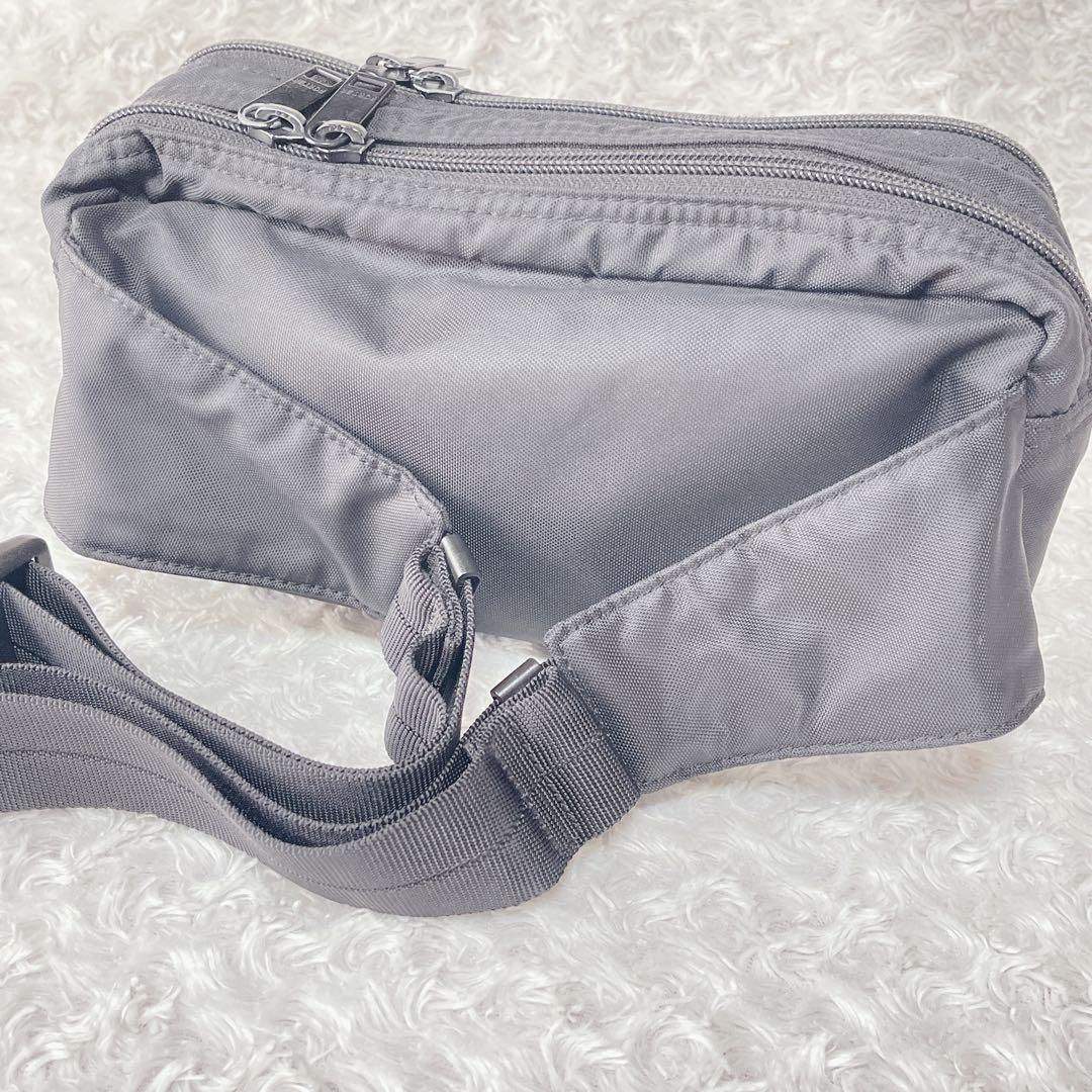 【美品】PORTER FLASH フラッシュ ボディバッグ 2層 ブラック
