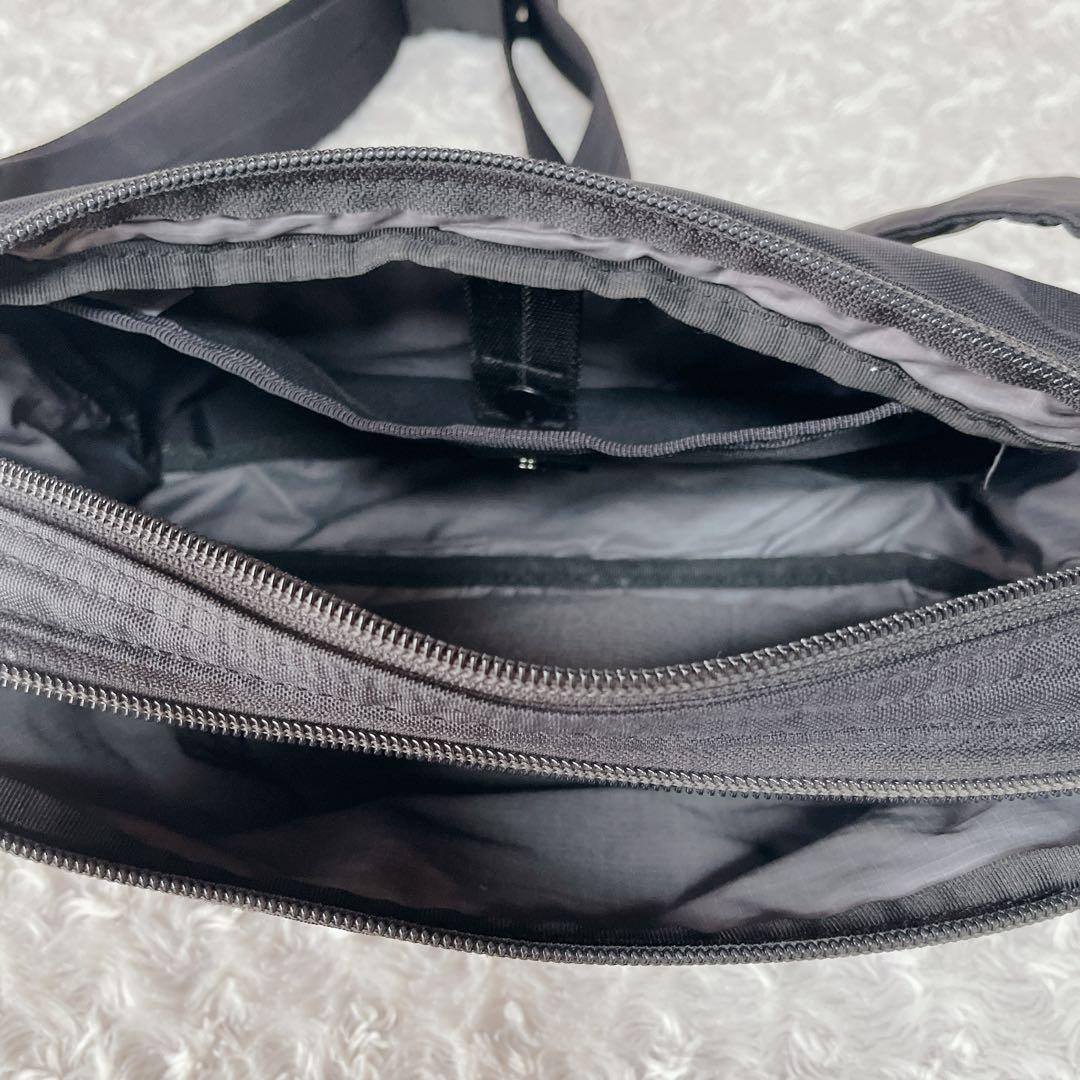 【美品】PORTER FLASH フラッシュ ボディバッグ 2層 ブラック