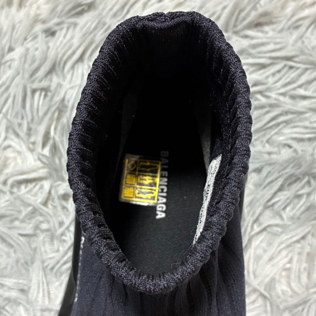 【ほぼ未使用】BALENCIAGAスピードトレーナー〈参考価格117,000円〉