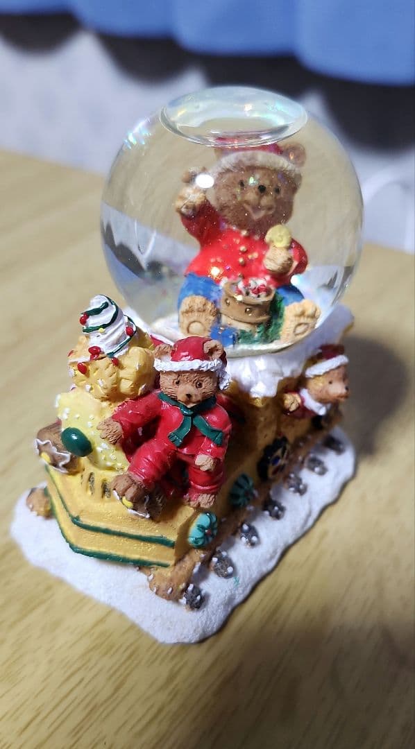 クリスマス　スノードーム　クリスマスオーナメント