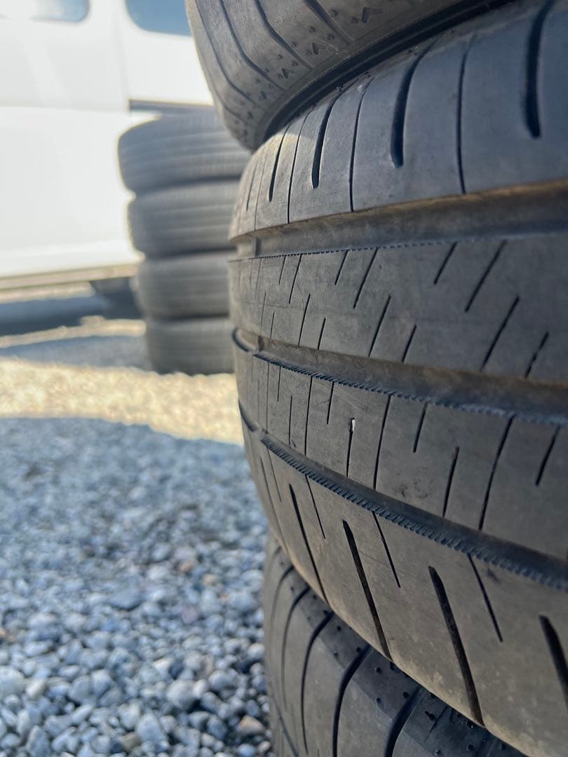 ダンロップ　エナセーブ　rv505 215/60r17 23年製