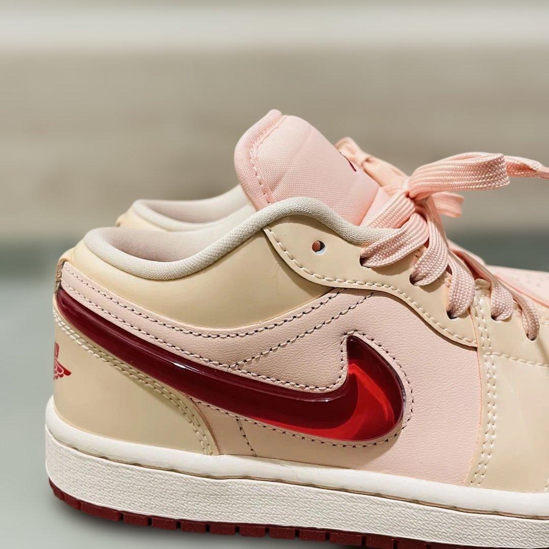 美品AIR JORDAN 1 LOW SE レッド キャンディスウッシュ