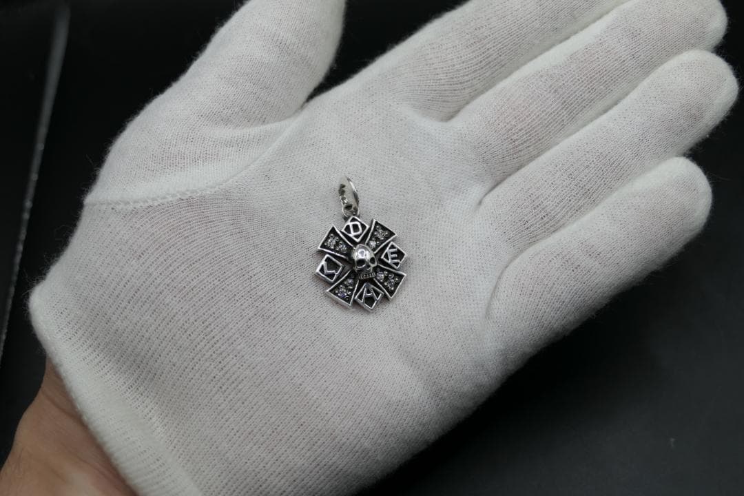 美品　ディールデザイン　クロス　スカル　ネックレス　トップ　ジルコニア