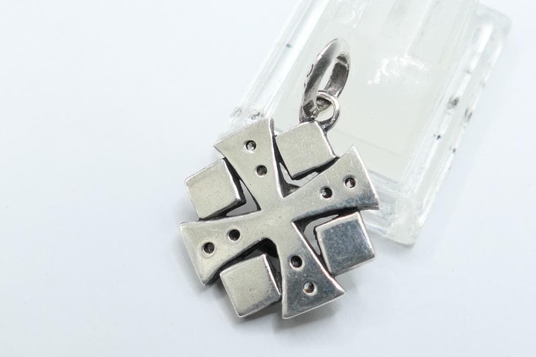 美品　ディールデザイン　クロス　スカル　ネックレス　トップ　ジルコニア