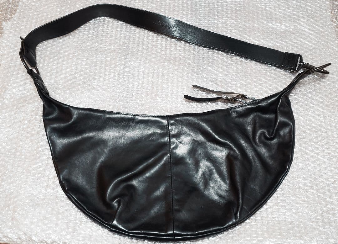 専用 BACKLASH GUIDI CALF SHOULDER バナナバッグ