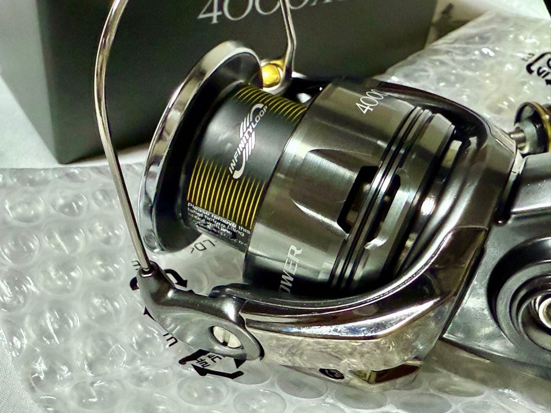 SHIMANO 24 ツインパワー 4000ＸG 新品・未使用