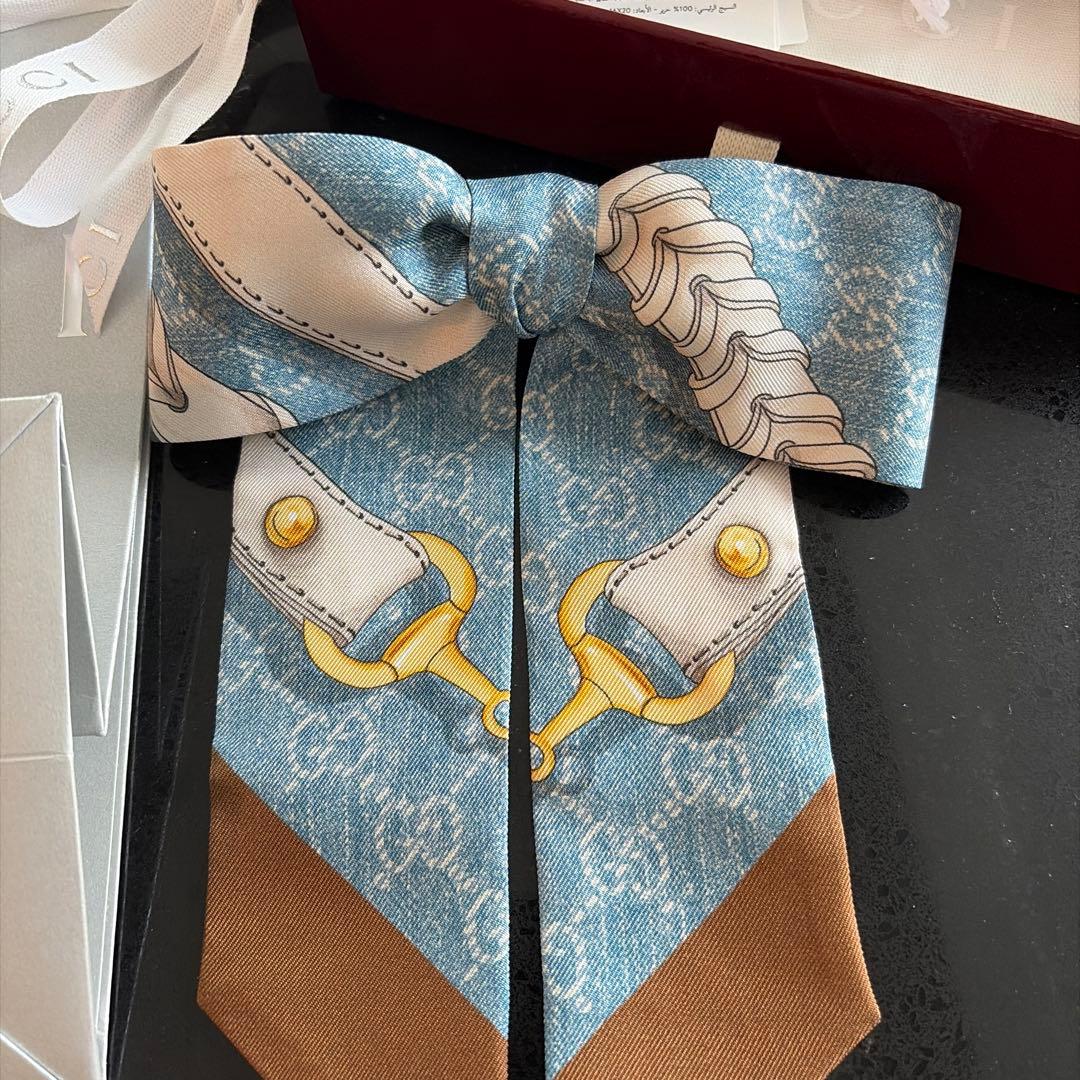 Gucci リポンシュシュ