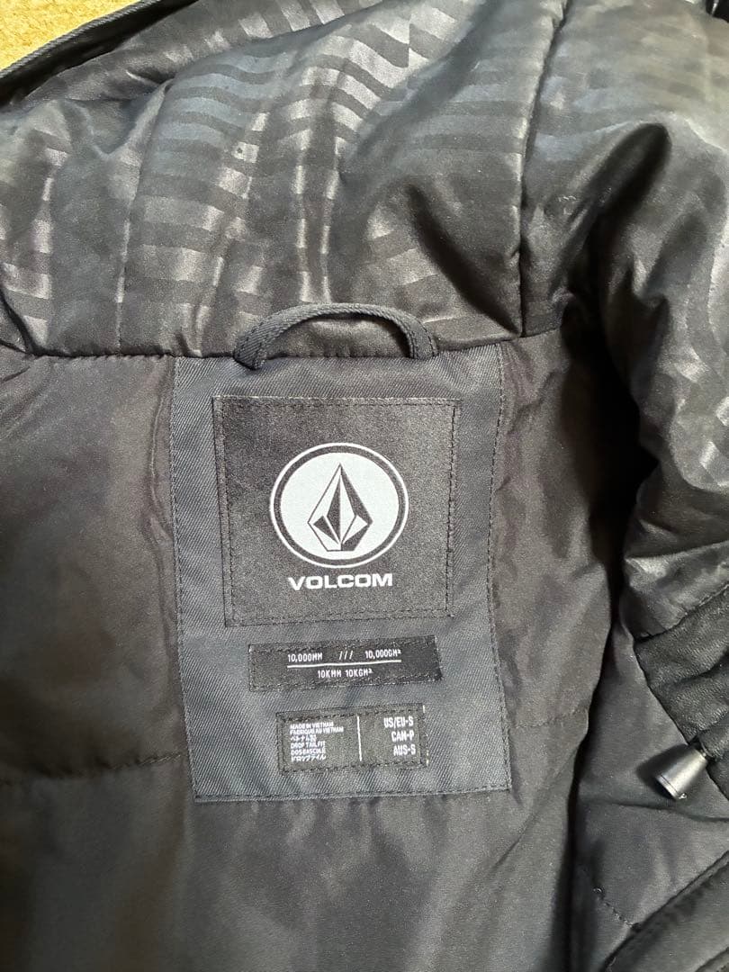 VOLCOM スノーボードウェア　ブラック
