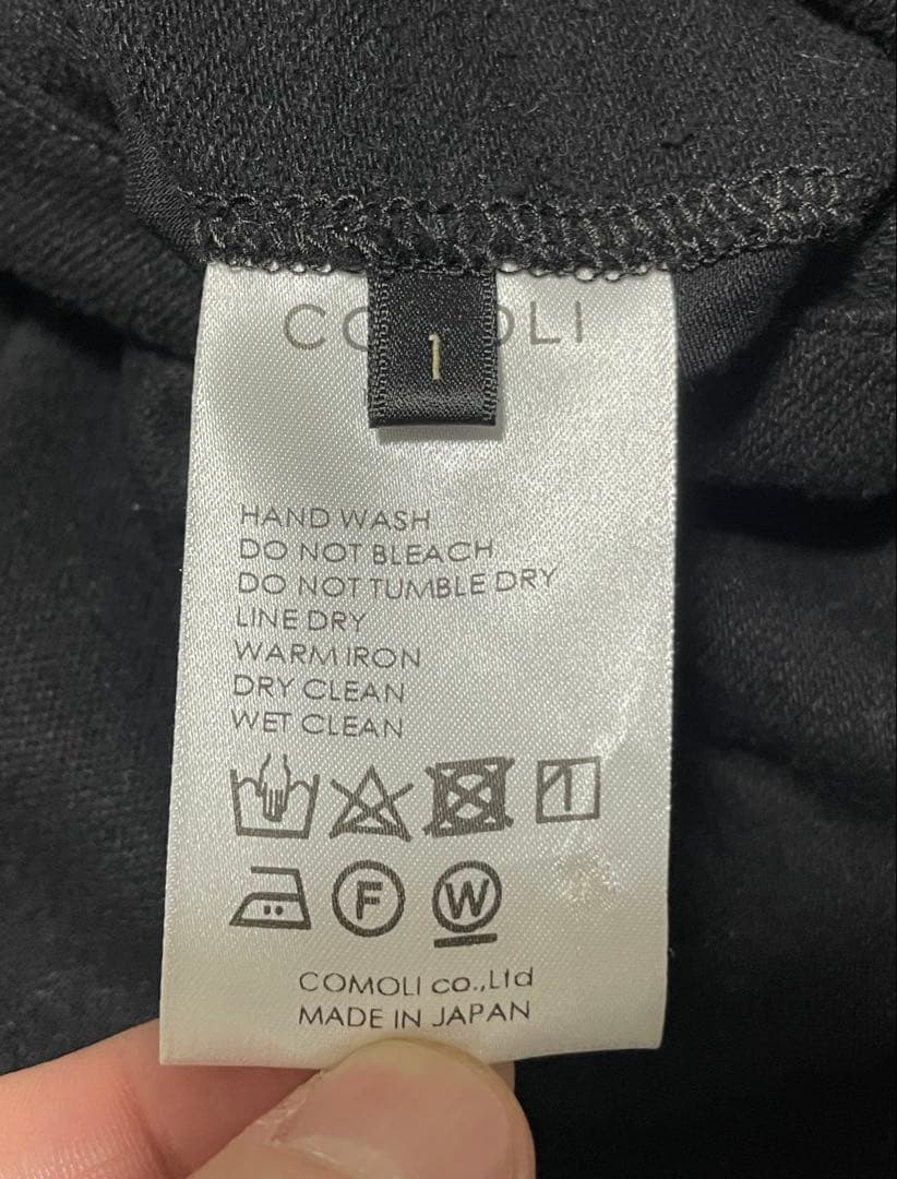 COMOLI シルクネップドローストリングパンツ 1