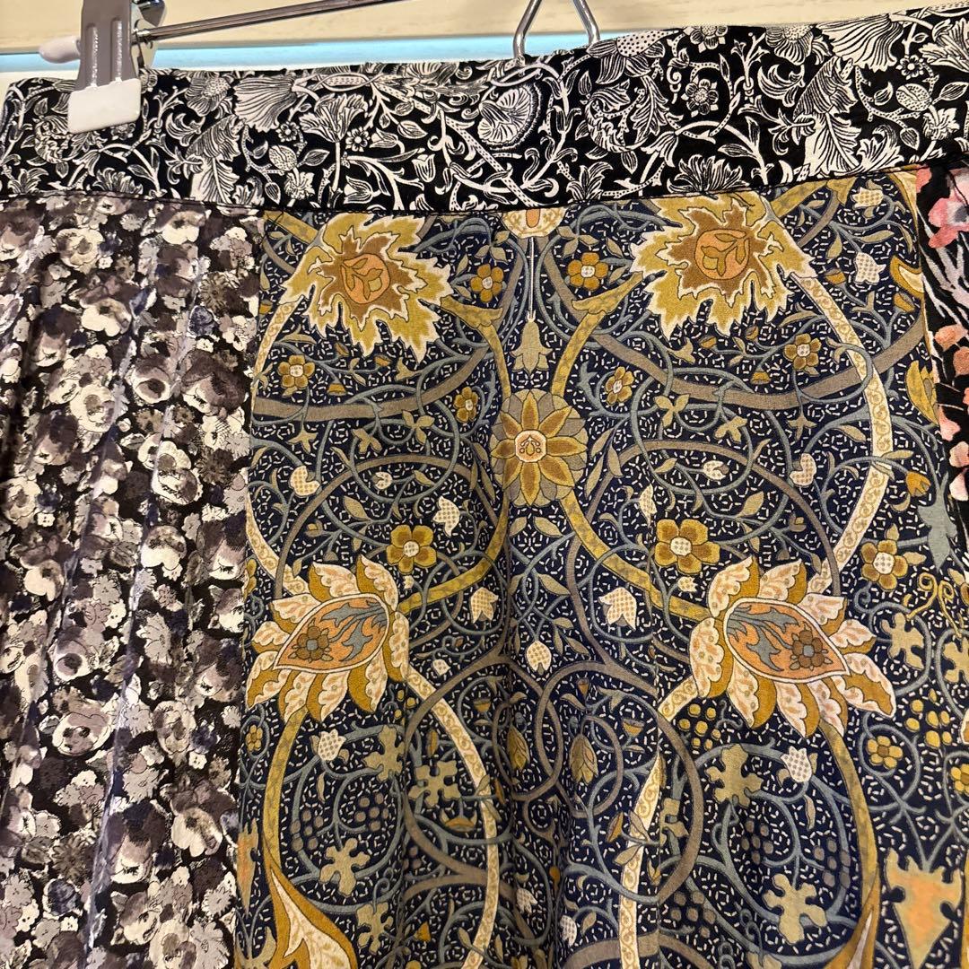AMERI VINTAGE　LIBERTY PATCHWORK SKIRT