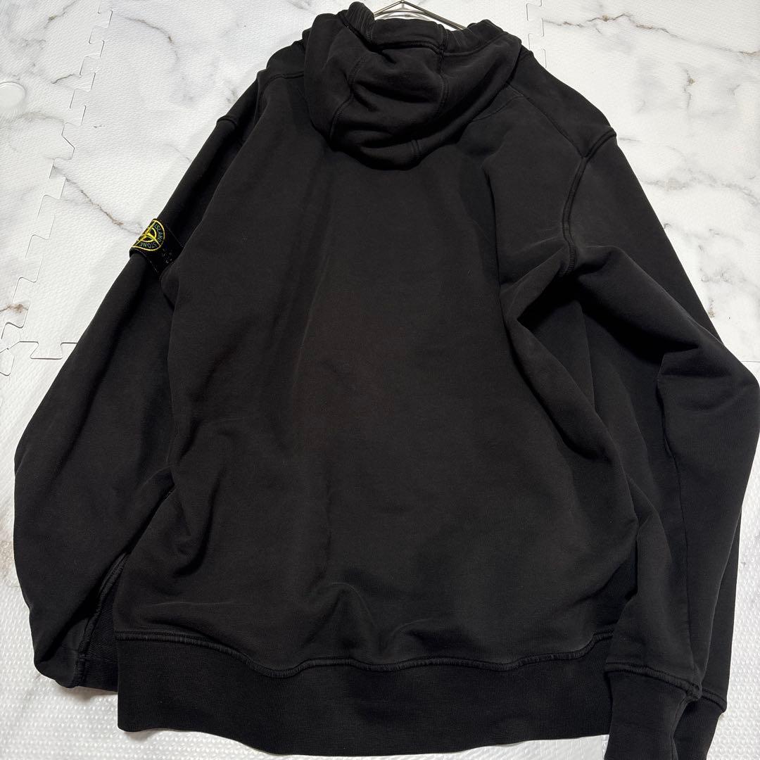 ✨大人気✨ STONE 　 ストーンアイランド黒パーカーXXL
