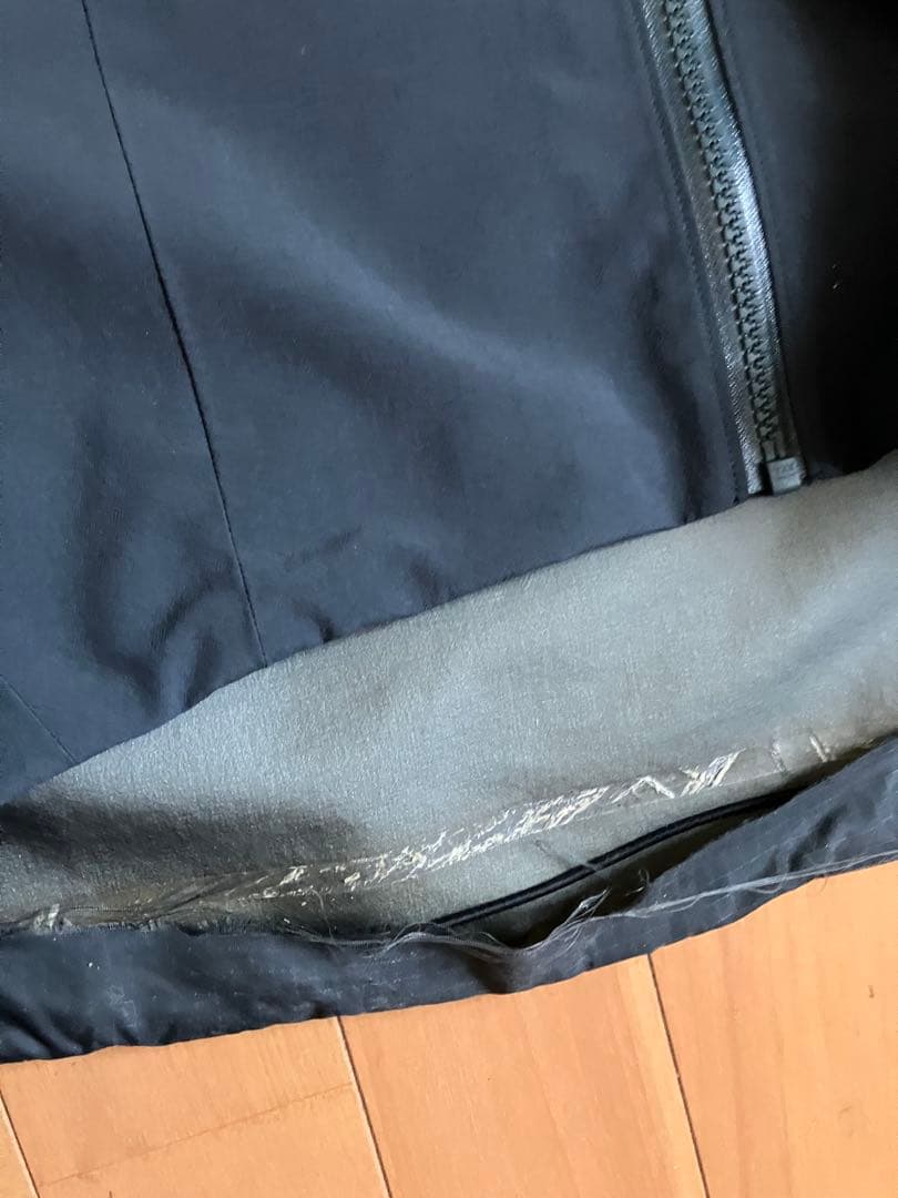 アークテリクス　シータ　SV. 剥がれあり　ARC'TERYX