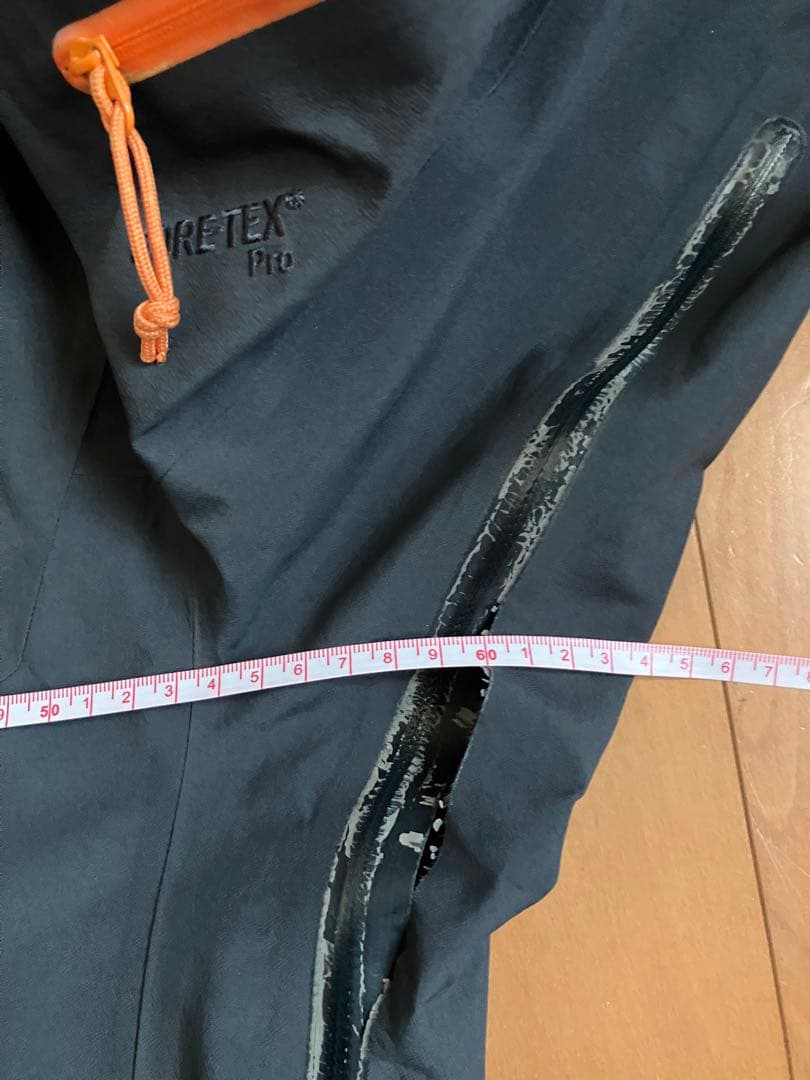アークテリクス　シータ　SV. 剥がれあり　ARC'TERYX