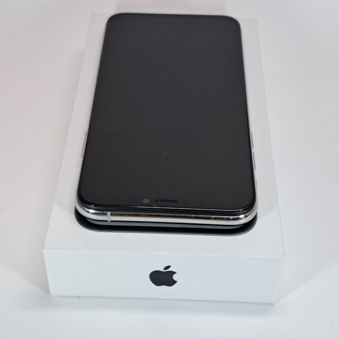 iPhone Xs 64GB シルバー