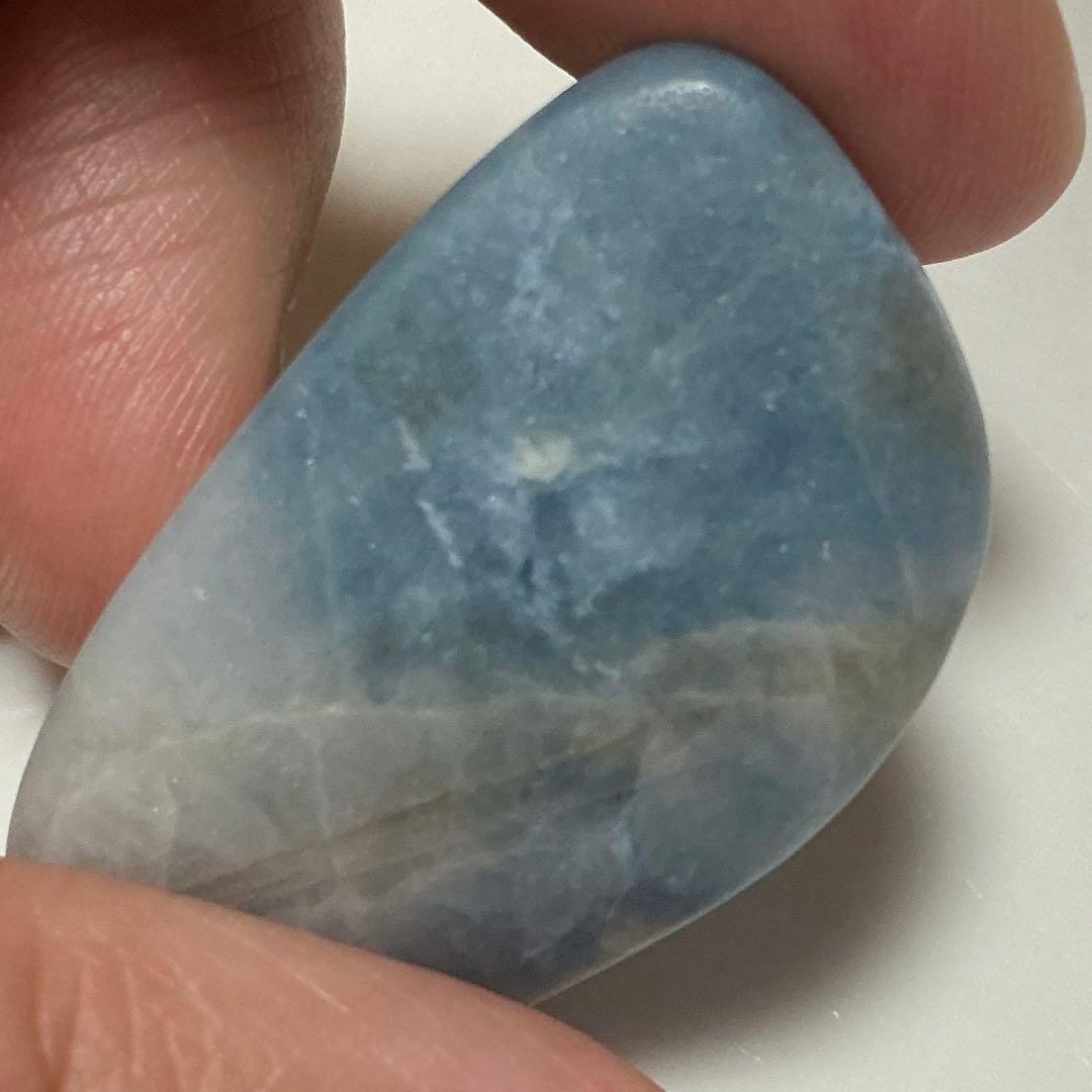 コン沢翡翠　原石　22.4g（140）