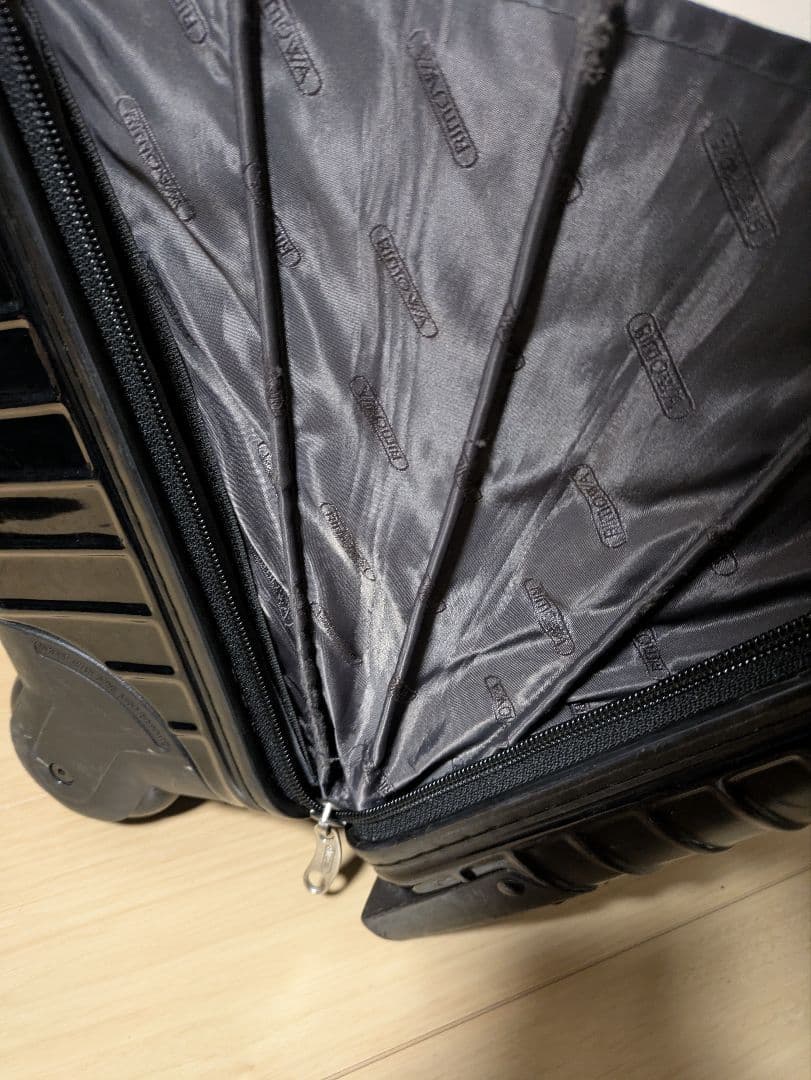 リモワ RIMOWA 機内持ち込み可2輪 ビジネストロリー ブラック