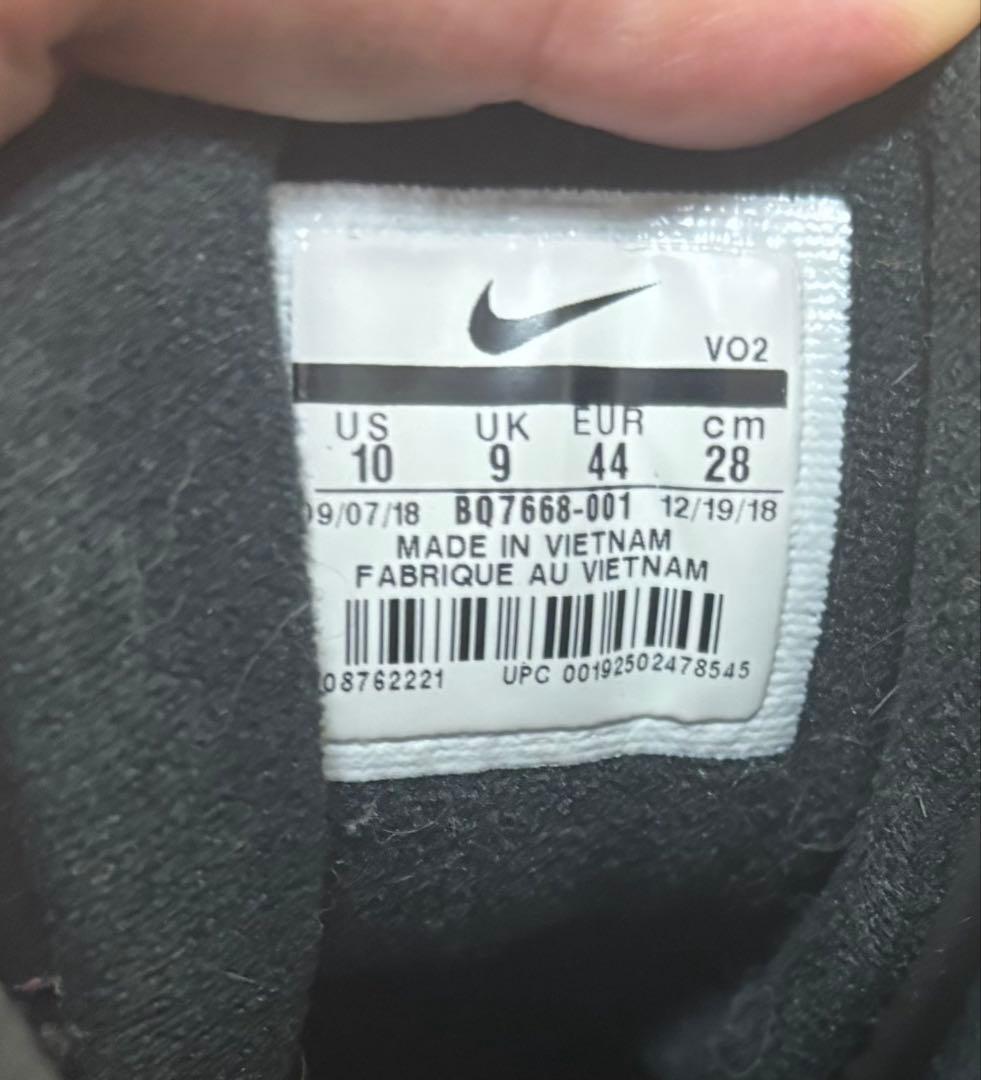 ニ*2様 NIKE AIR MORE UPTEMPO 720 ブラック　セカオワ