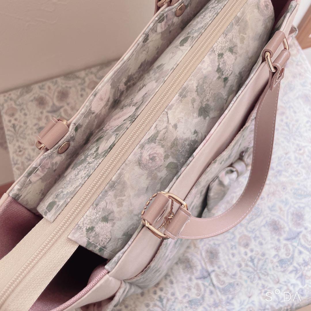 リバティ ジョリーフルール スクエアトートバッグ