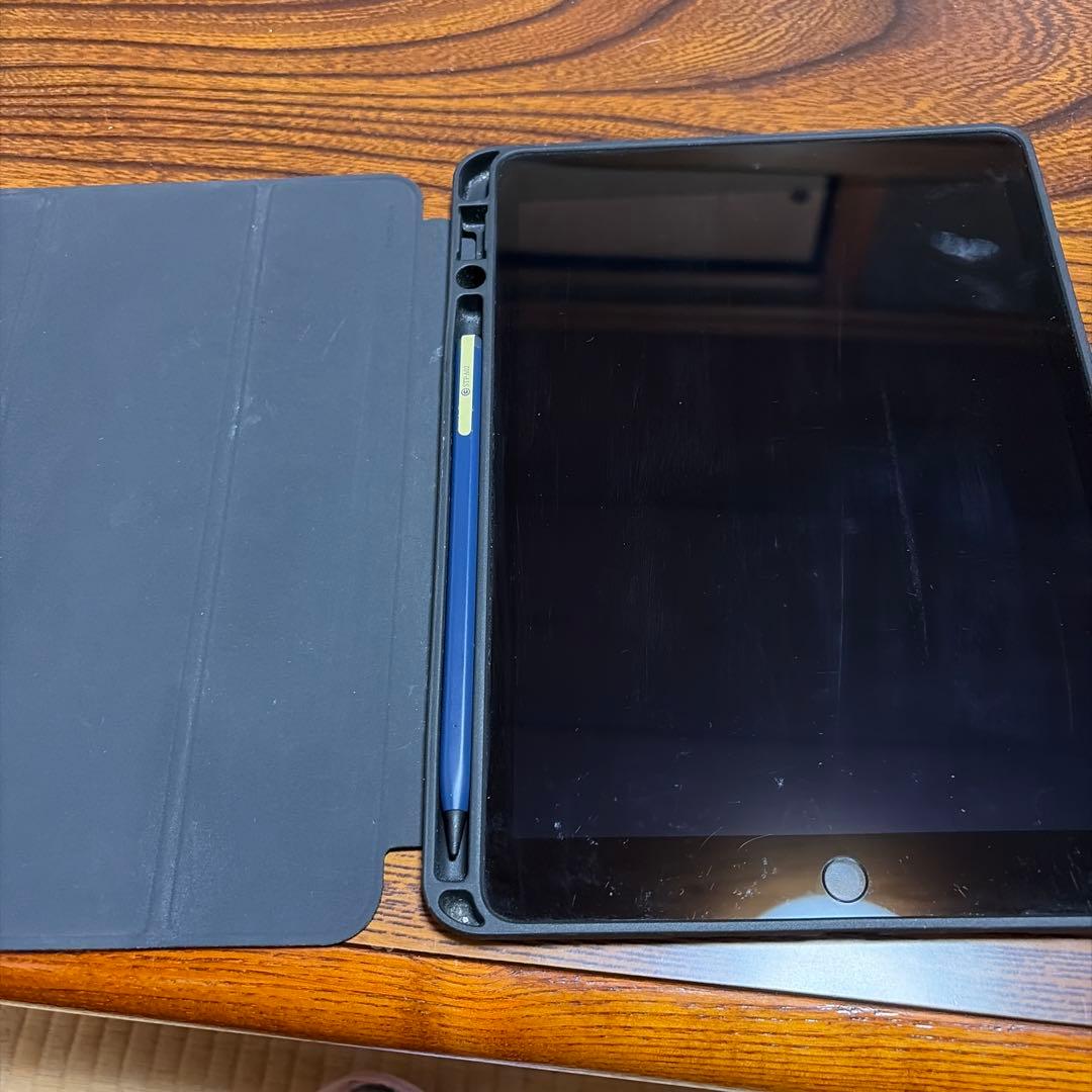 iPad (第9世代) スペースグレー 本体 + カバー 64GB wi-fi