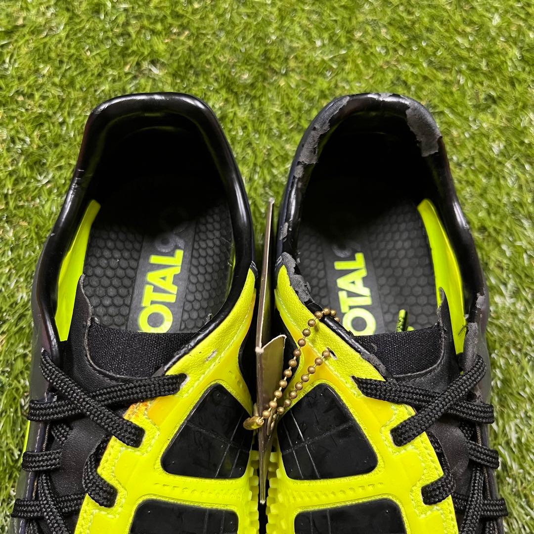 サッカースパイク ナイキ トータル90 レーザー エリート FG T90