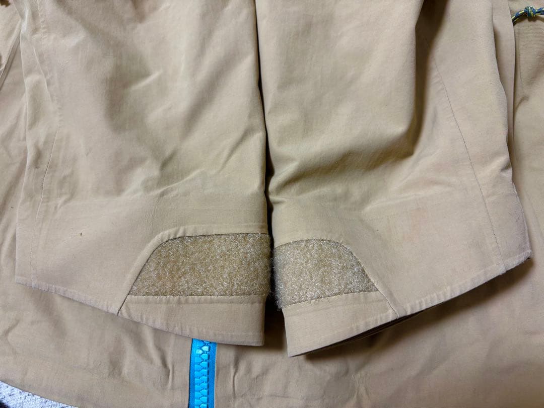 Burton [ak] GORE-TEX スノーボードジャケット　Mens