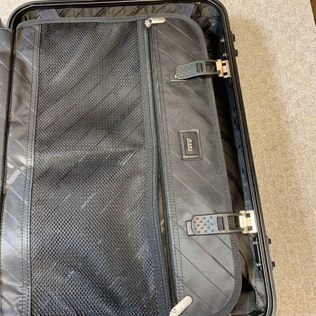 J921 ZERO HALLIBURTON 機内持込可 キャリーケース