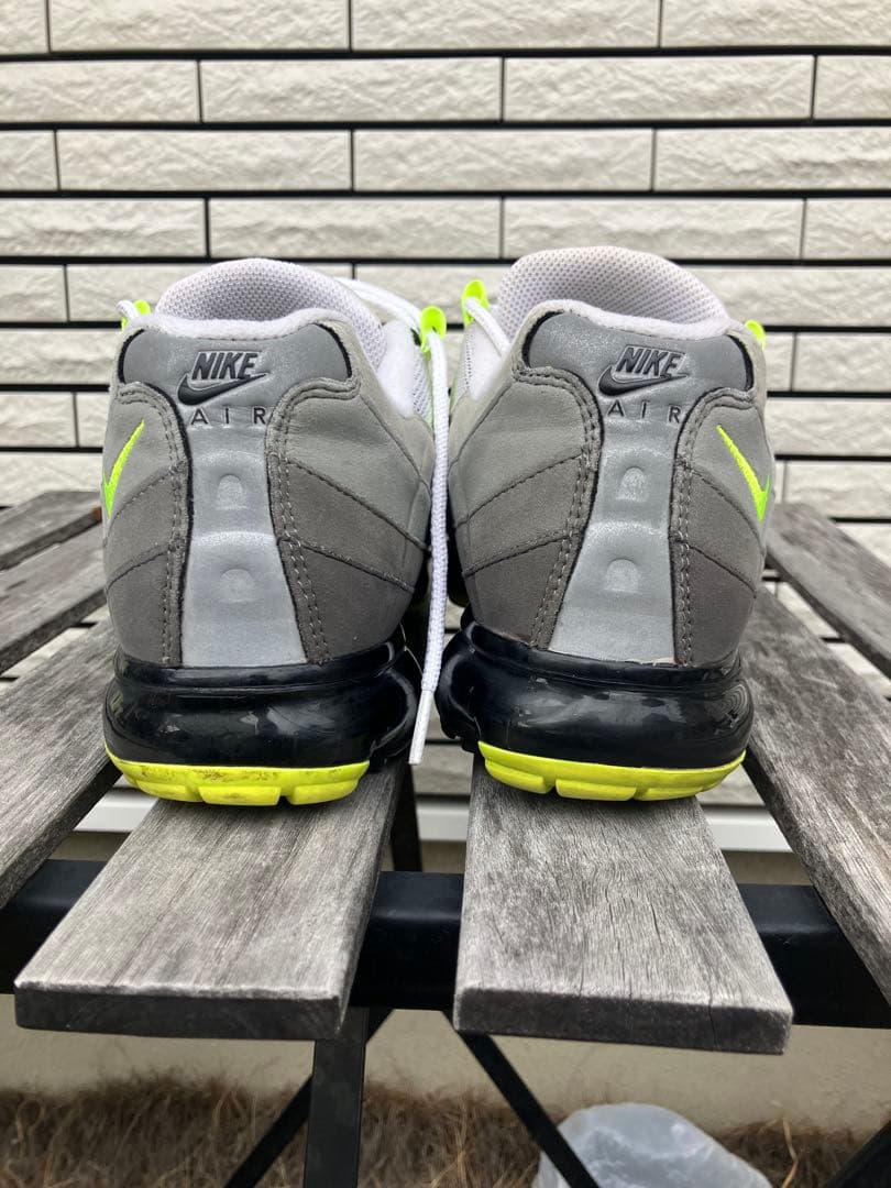 ロペス！NIKEナイキヴェイパーマックスエアマックス95レトロイエロー