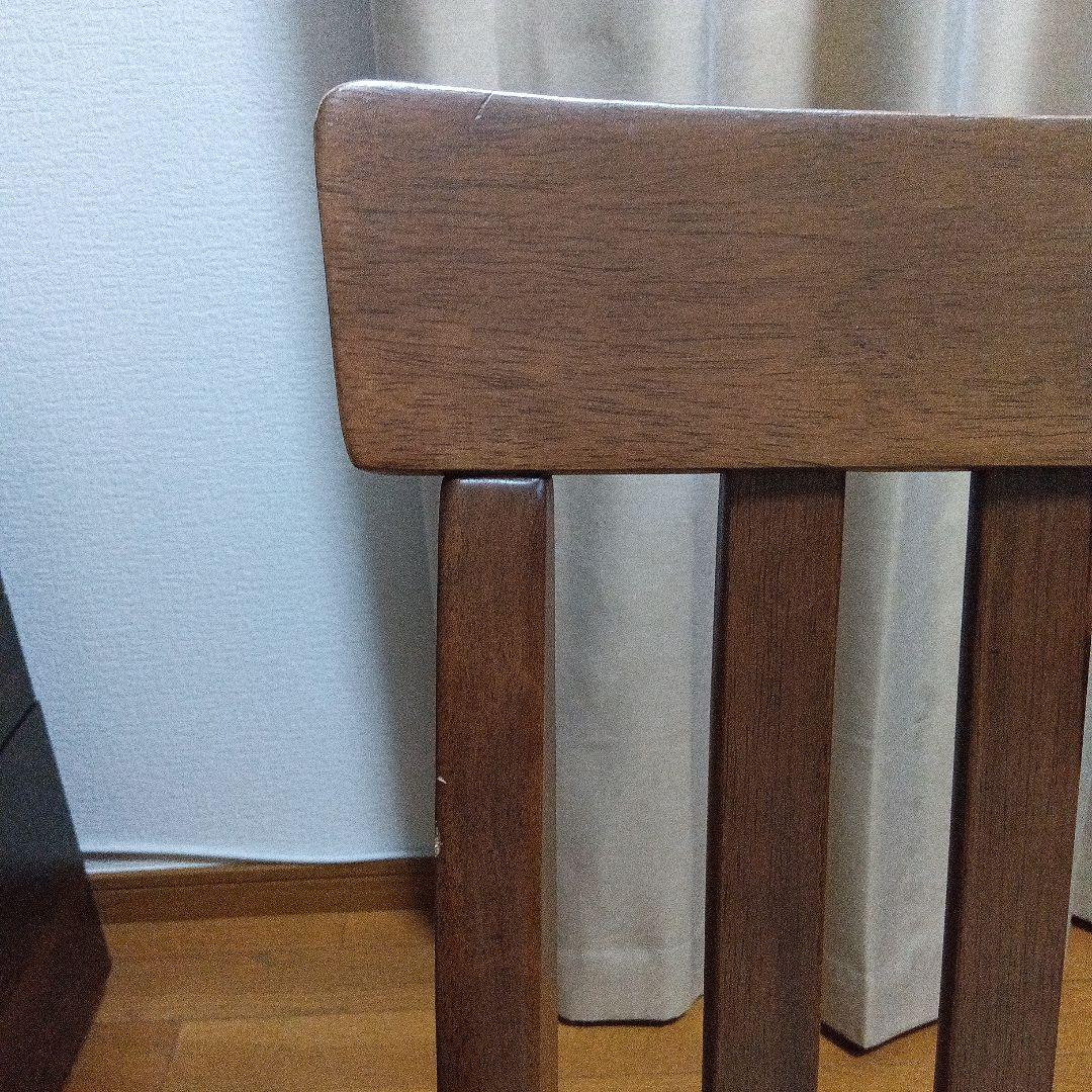 送料無料☆キャスター付き　椅子　ダイニングチェア　高さ８０cm　幅５７cm