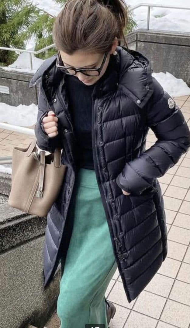 定価35万円■正規MONCLER■ＨＥＲＭＩＮＥ　ダウンコート　00