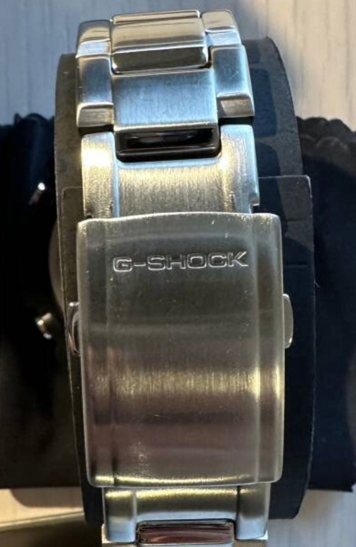 G-SHOCK ・GST-W110D-1AER・電波ソーラー 時計