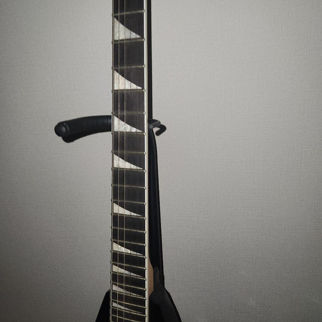 Jackson King V ピックアップemg交換済み！