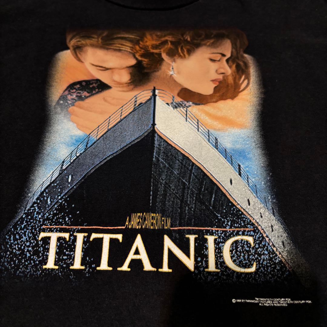 は*ん様 タイタニック Titanic レオナルドディカプリオ　Tシャツ Mov