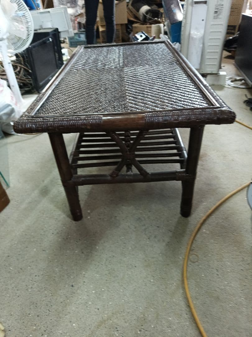 サイドテーブル　ラタン　籐　編み込みデザイン
