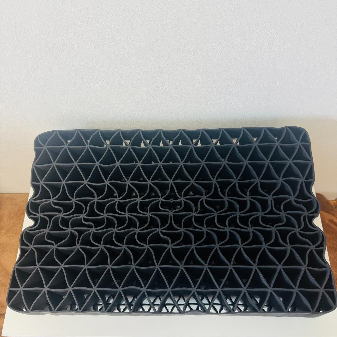 【中古品】ヒツジのいらない枕 至極　枕カバー付き