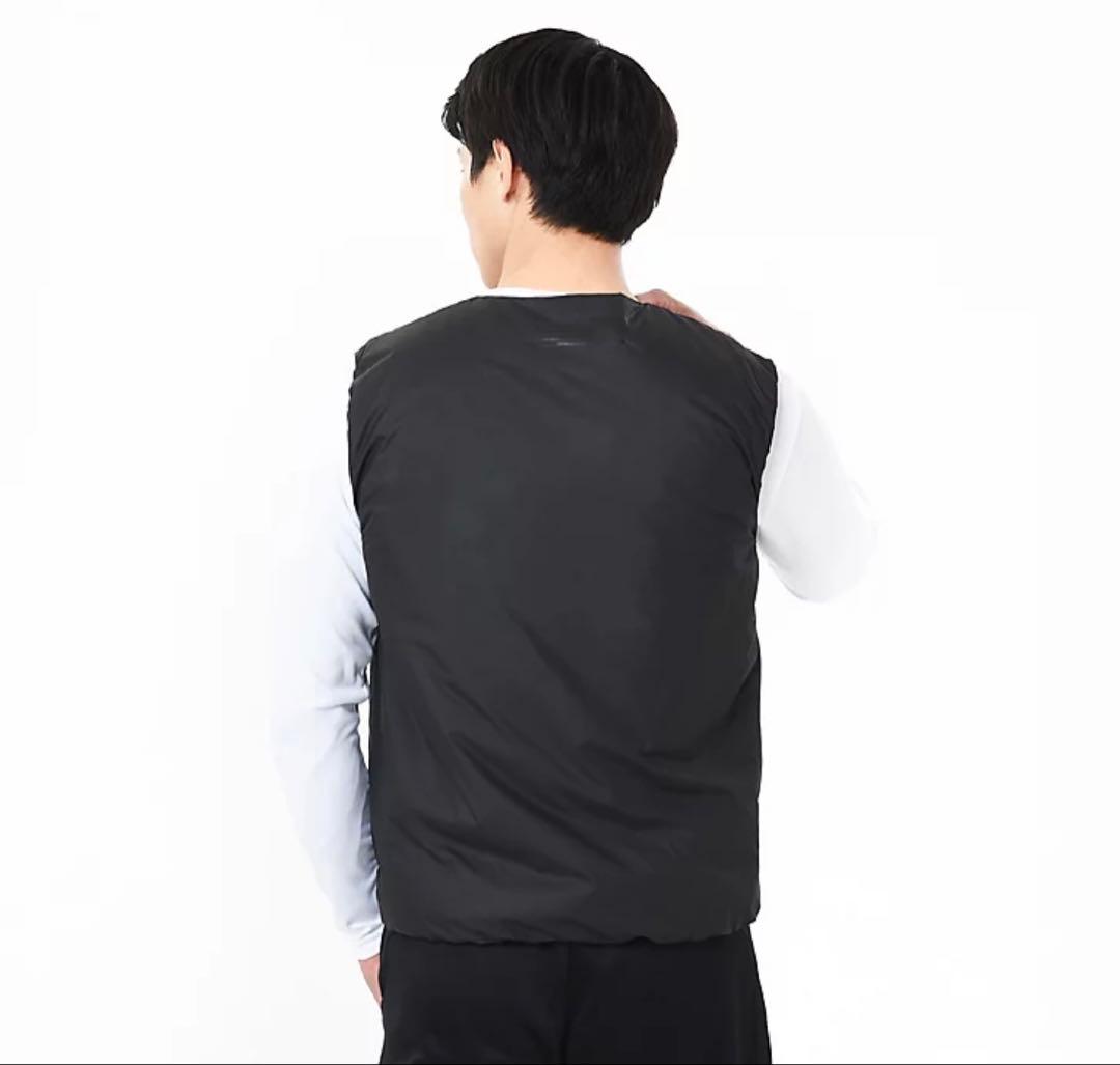 【未使用品】ニューバランス　ブラックアウト　ライトウェイトパデッドベスト　Ｌ