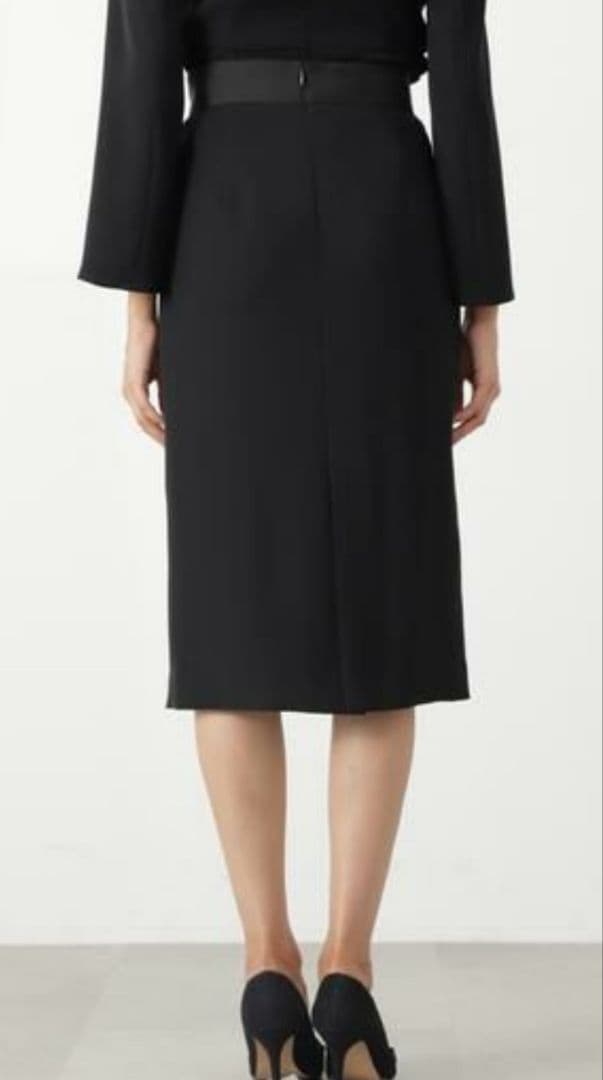 ピンキー＆ダイアン ダブルサテンタイトスカート 36