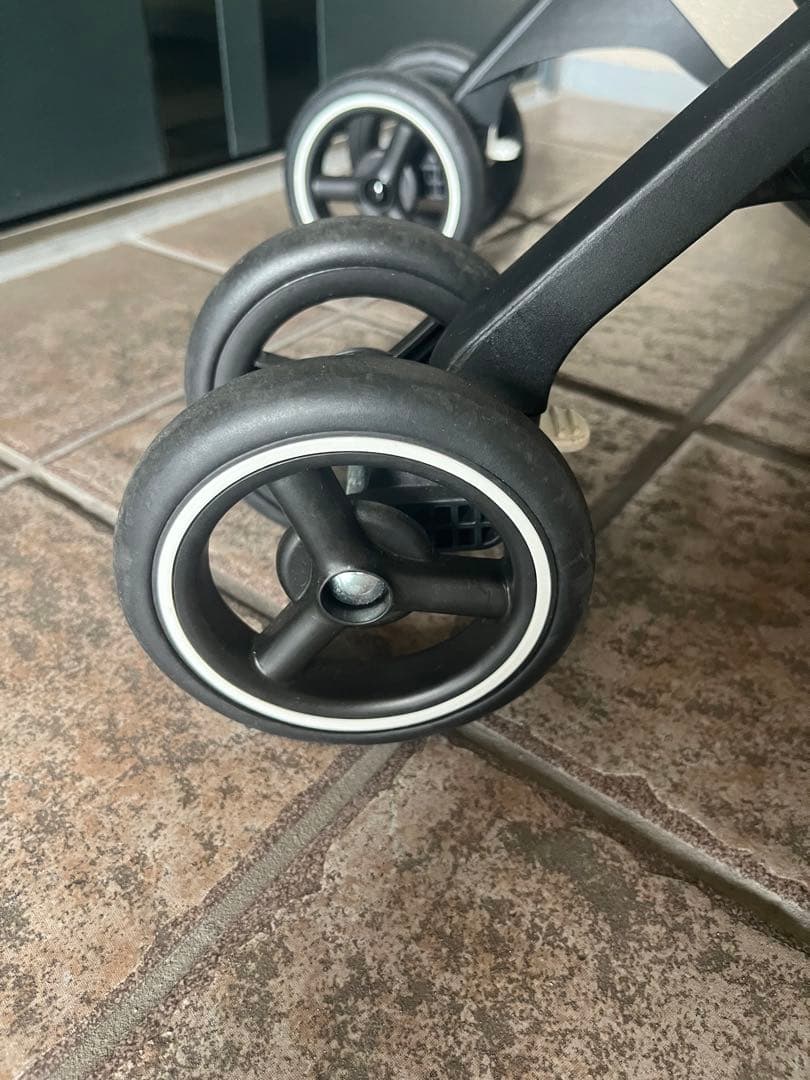 美品cybex gb pockit ポキット 軽量 セカンド ベビーカー B型