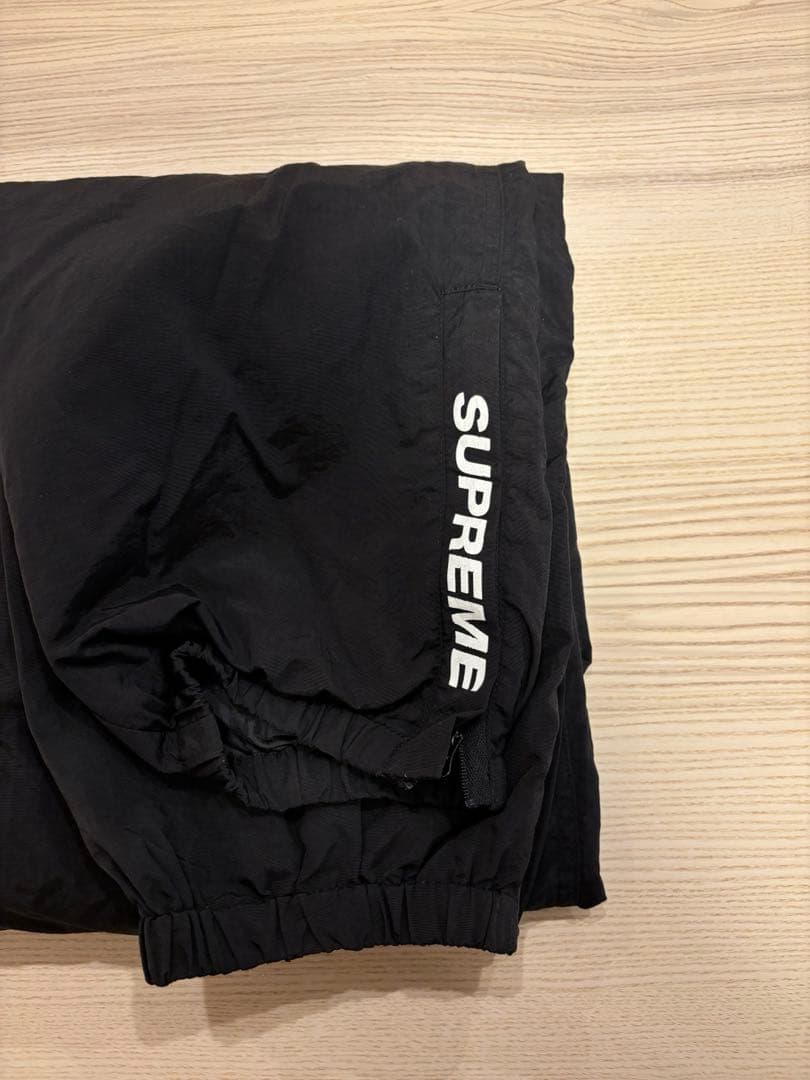 Supreme ブラックパンツ ジッパーポケット付き