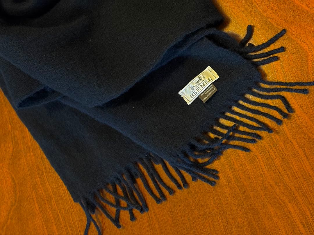 HERMES ブラックマフラー(カシミア100%)