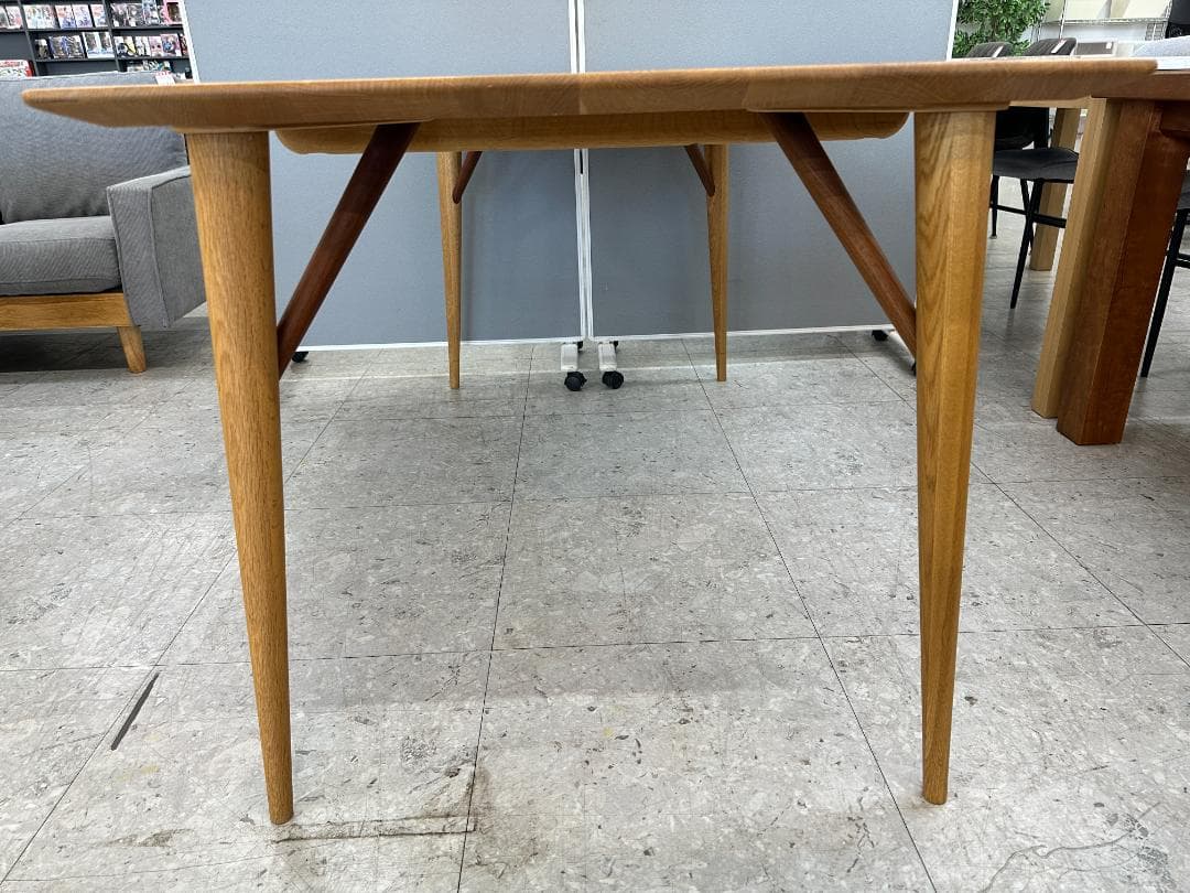 日進木工　ダイニングテーブル　WOT-681　ブラウン