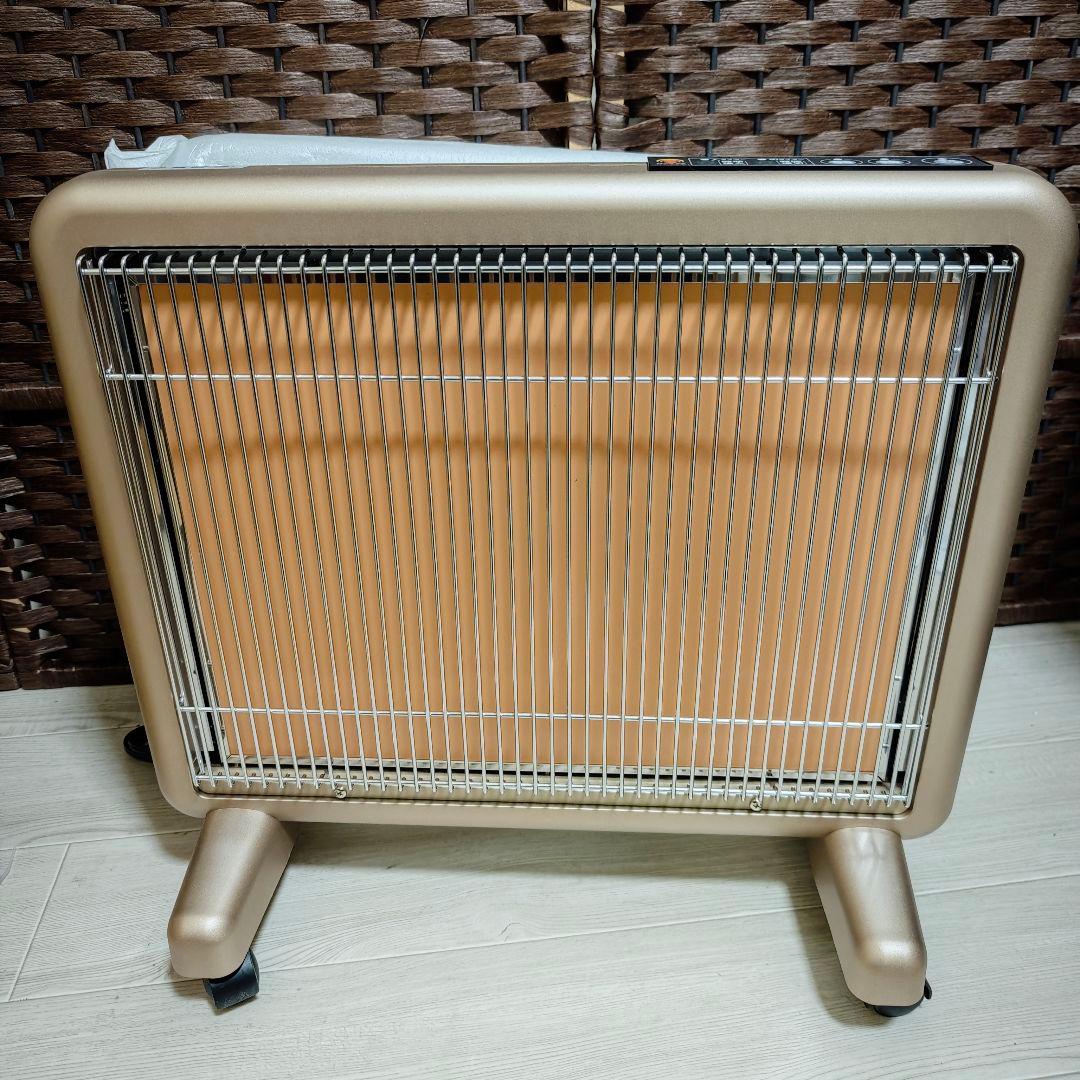 【新品未使用】サンルミエ タイマー付 E800L-TM3 遠赤外線暖房器