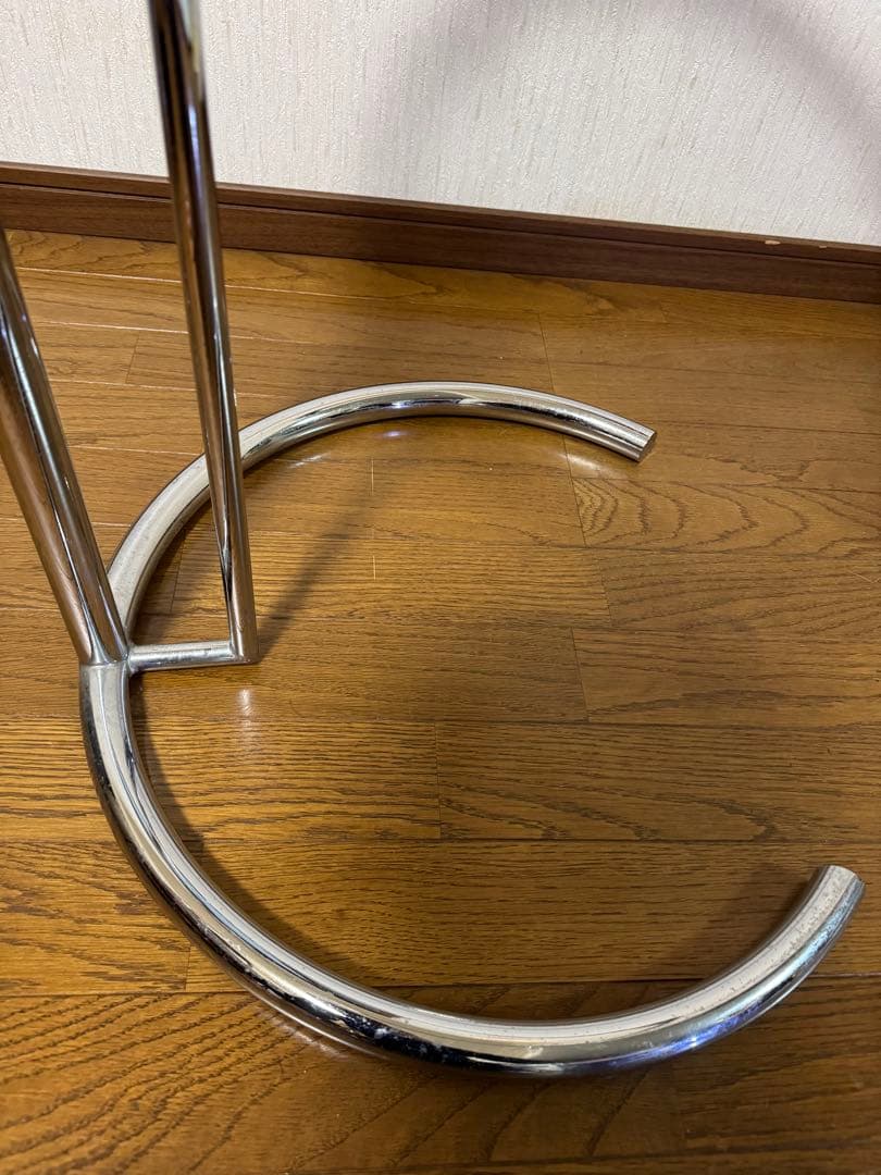 ClassiCon　クラシコン風　E1027　サイドテーブル　リプロダクト