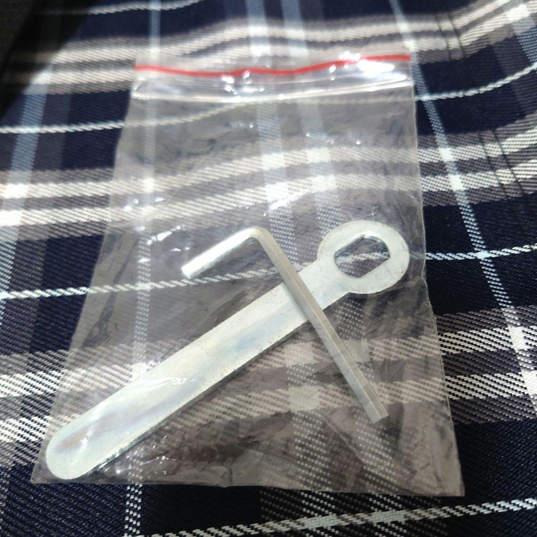 美品　KADOKURA　車椅子　折りたたみ椅子　簡易車イス