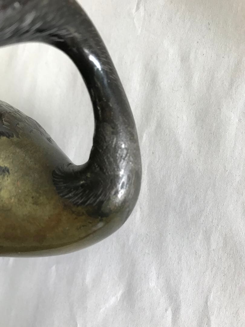 銅製:夫婦鶴置物(小判台付)秀尚作(注:説明文)