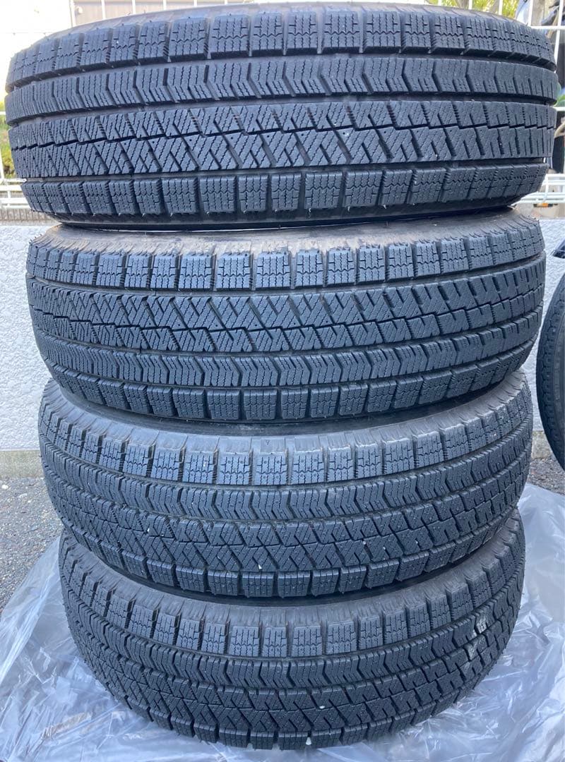 BRIDGESTONEタイヤ4本セットBLIZZAKVRX2 155/65R13