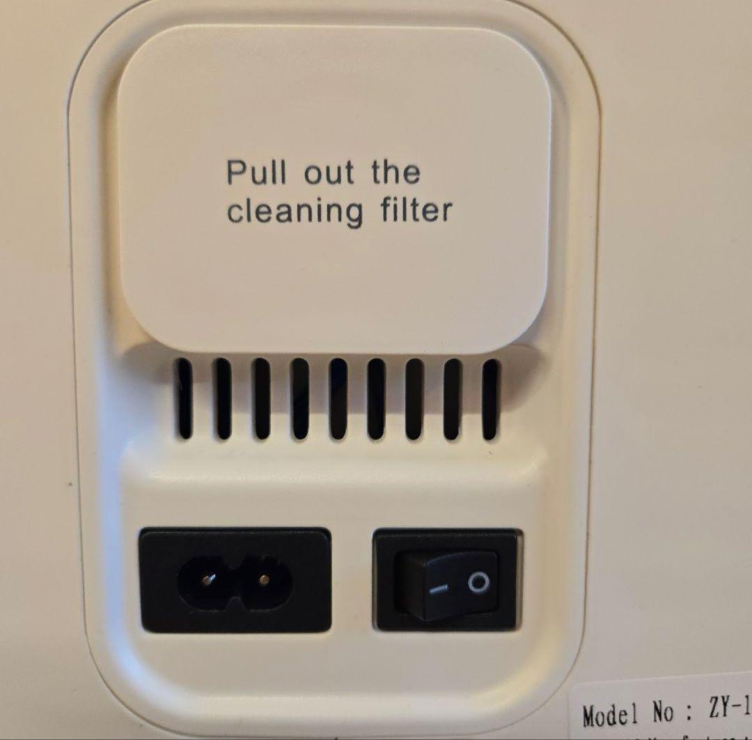 【未使用品】非医療用　酸素濃縮器　家庭用酸素発生吸入器　ZY-1S